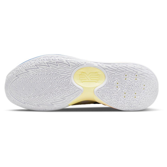 Nike Kyrie Low 5 Nike Kyrie Low 5
